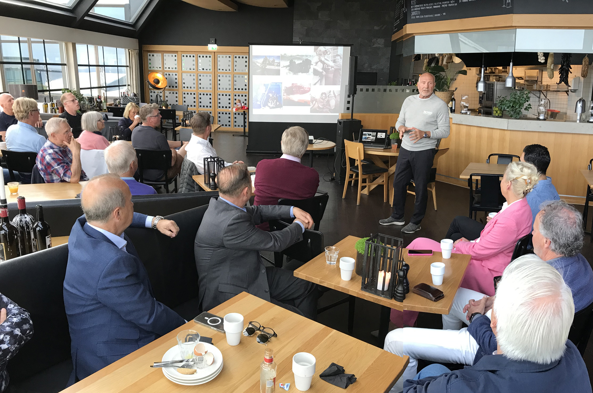 Torsten Hansson besöker Executive Club i Tylösand Halmstad