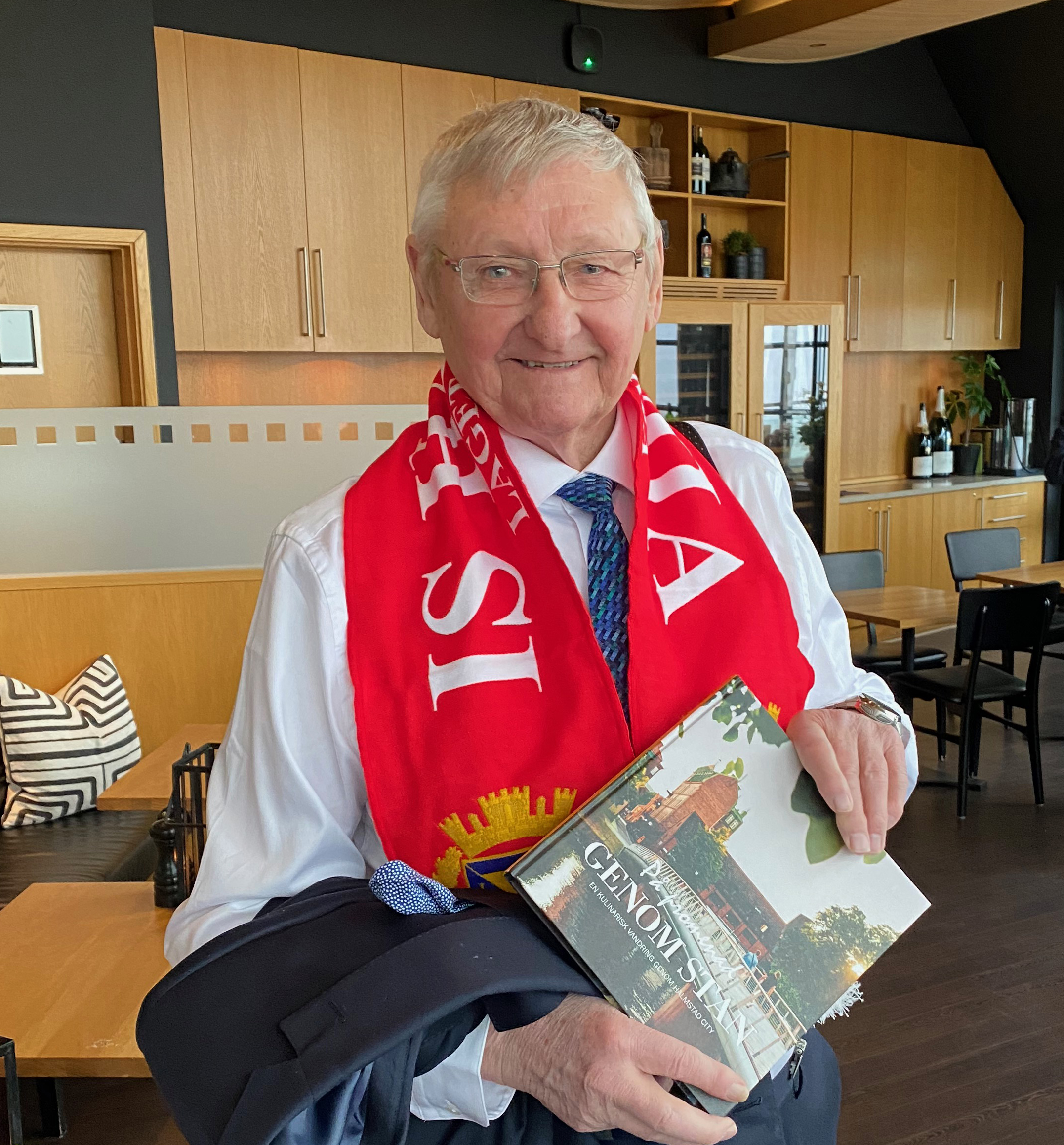 Ragnar Skanåker föreläser på Executive Club.