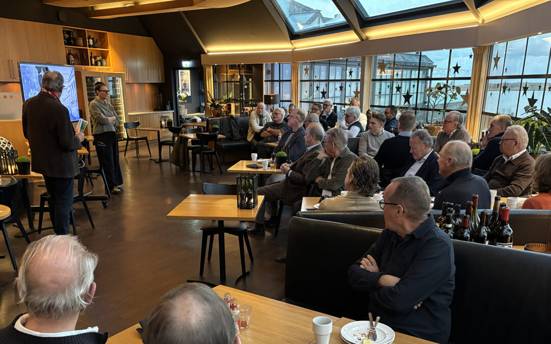 2025, 11 november, frukostmöte med Frida Stranne